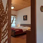 Grandpa's Oda ve Kahvaltı